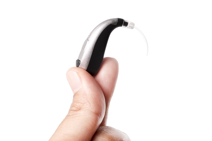 7 Surprising Benefits of Using Hearing Aids